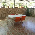 Zeus Apart Guzelcamli