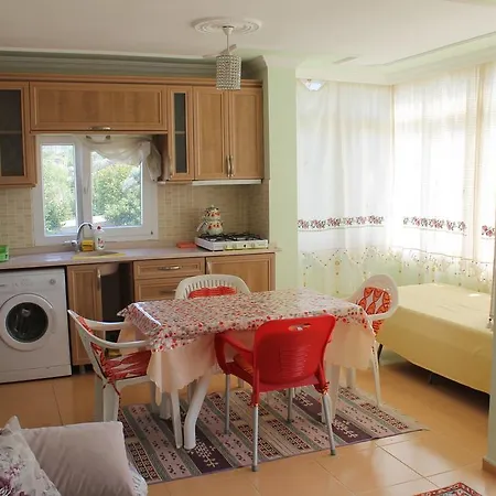 מלון דירות Zeus Apart