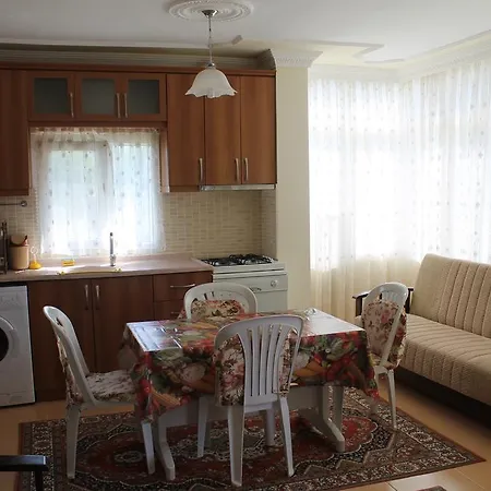 מלון דירות Zeus Apart Guzelcamlı