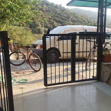 מלון דירות Zeus Apart Guzelcamlı