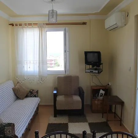 מלון דירות Zeus Apart