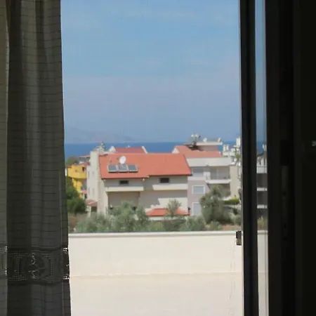 Zeus Apart מלון דירות *